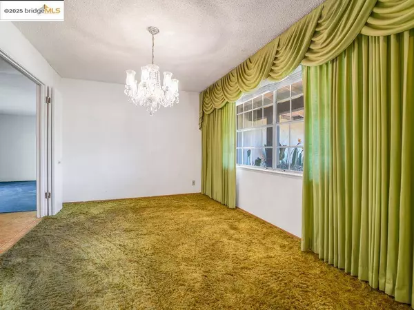 6891 Brighton Dr, Dublin, CA 94568