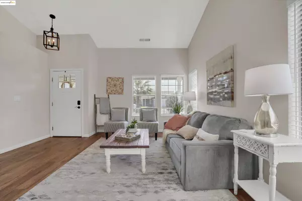 3807 Pato Ln, Oakley, CA 94561