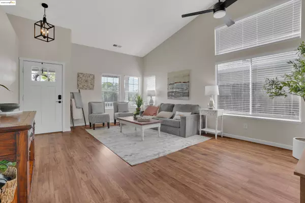 3807 Pato Ln, Oakley, CA 94561