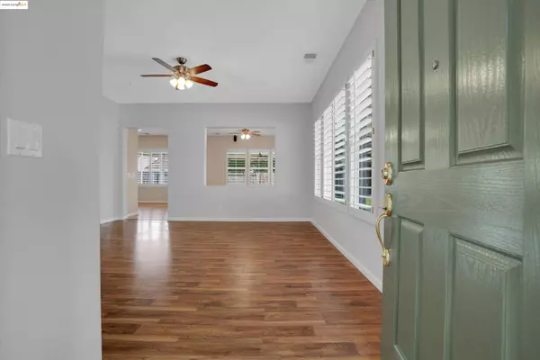 1414 Buckingham Dr, Brentwood, CA 94513