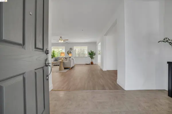 608 Big Basin Dr, Brentwood, CA 94513