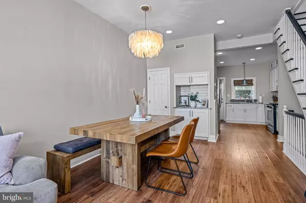 2527 S CHADWICK ST, Philadelphia, PA 19145