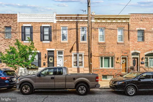 2529 S CHADWICK ST, Philadelphia, PA 19145