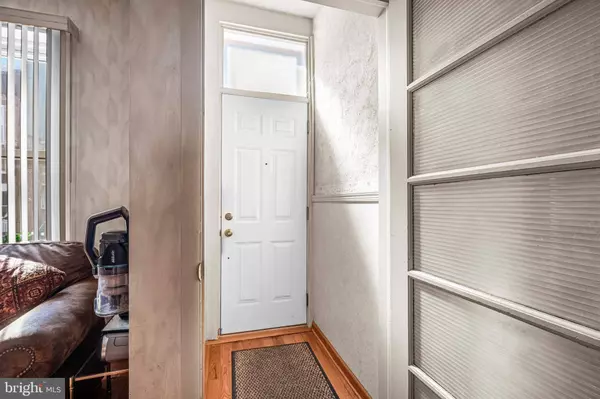 2529 S CHADWICK ST, Philadelphia, PA 19145