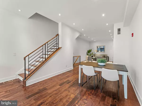 512-14 S FRONT ST #2, Philadelphia, PA 19147