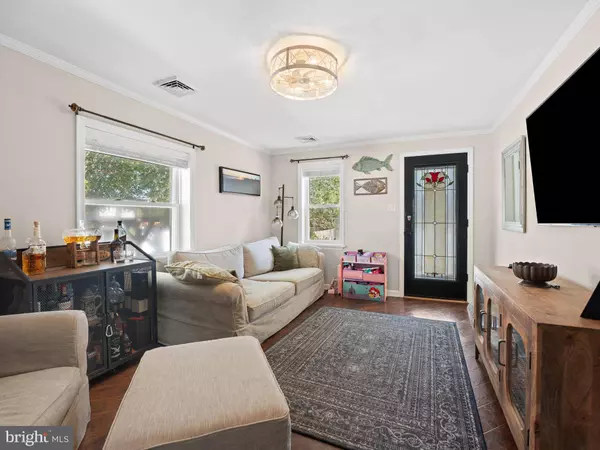 303 GARDEN TER, Somers Point, NJ 08244