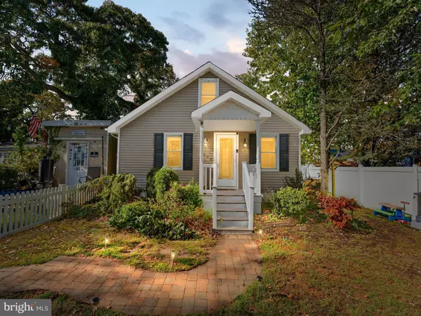 303 GARDEN TER, Somers Point, NJ 08244