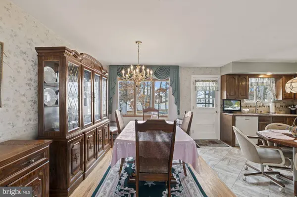 1010 HANCOCK DR, Blackwood, NJ 08012