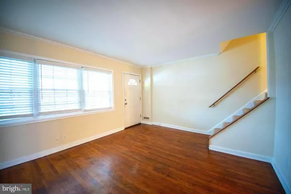 7471 RABON AVE, Dundalk, MD 21222