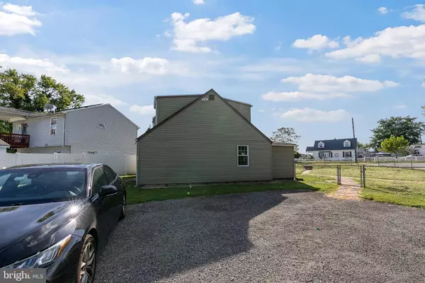 3301 SOLLERS POINT RD, Baltimore, MD 21222