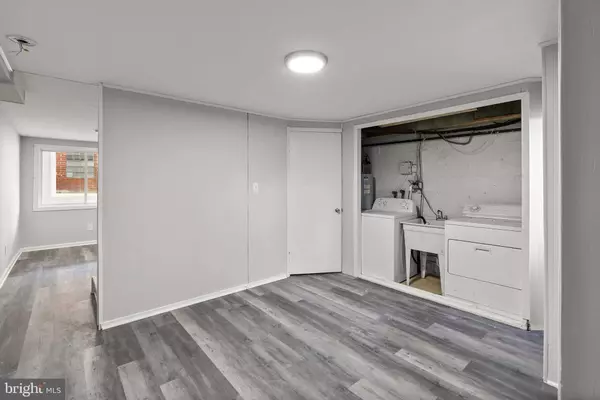 8059 GRAY HAVEN RD, Dundalk, MD 21222