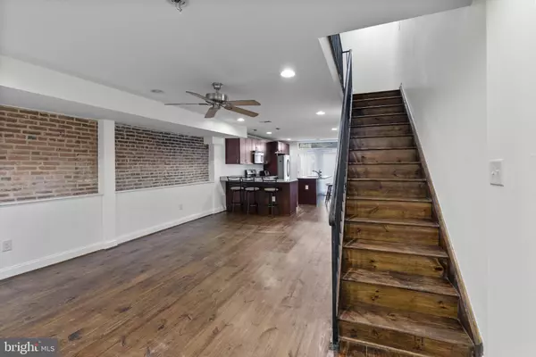 402 E FORT AVE, Baltimore, MD 21230