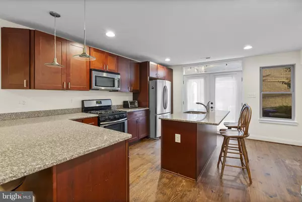 402 E FORT AVE, Baltimore, MD 21230