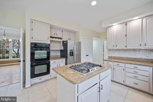 1324 PLEASANT MEADOW RD, Crofton, MD 21114