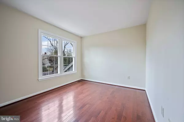 1324 PLEASANT MEADOW RD, Crofton, MD 21114