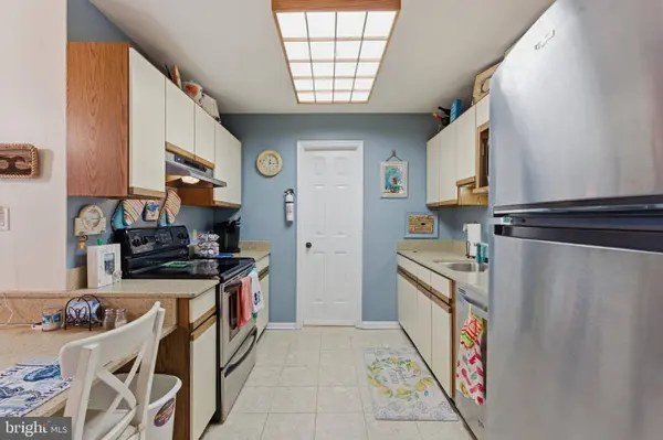 105 120TH ST #202C, Ocean City, MD 21842