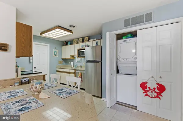 105 120TH ST #202C, Ocean City, MD 21842