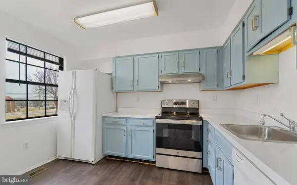 21 HOLLAND HILL CT, Catonsville, MD 21228