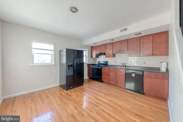 3821 ROLAND AVE, Baltimore, MD 21211