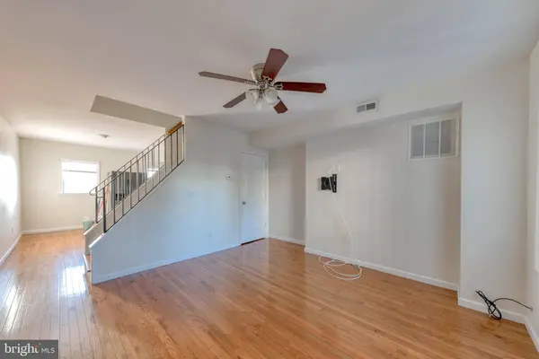 3821 ROLAND AVE, Baltimore, MD 21211