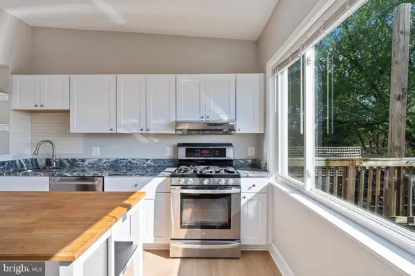 3819 ROLAND AVE, Baltimore, MD 21211