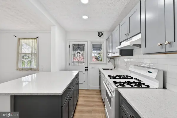 1870 YAKONA, Baltimore, MD 21234