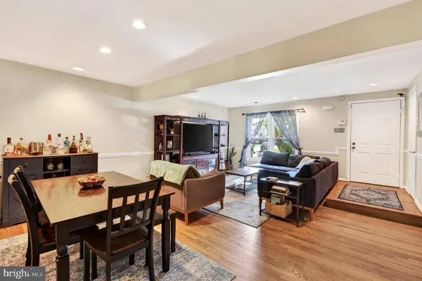 14230 OXFORD DR, Laurel, MD 20707