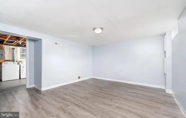2020 DINEEN DR, Dundalk, MD 21222