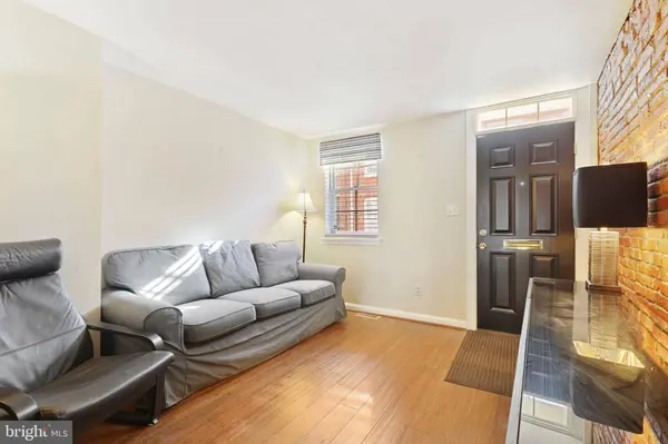24 E HAMBURG ST, Baltimore, MD 21230
