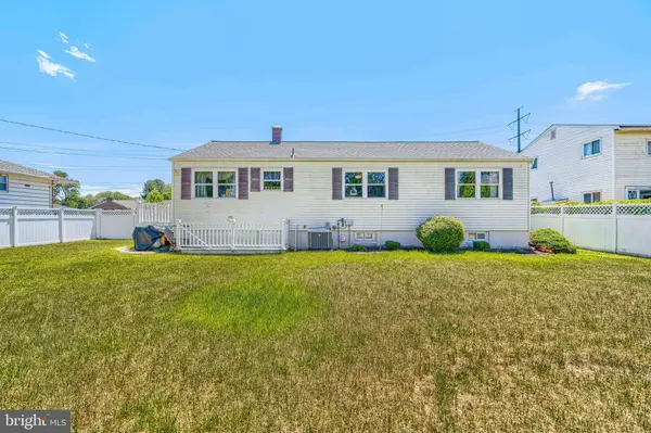 280 MACKINTOSH DR, Glen Burnie, MD 21061