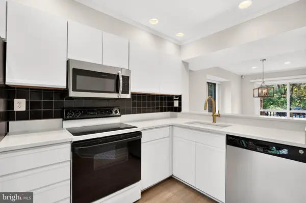 9468 CLOCKTOWER LN, Columbia, MD 21046