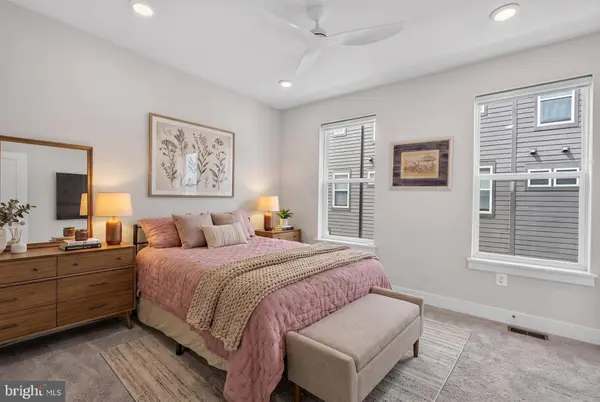 112 GLASS LN, Baltimore, MD 21230