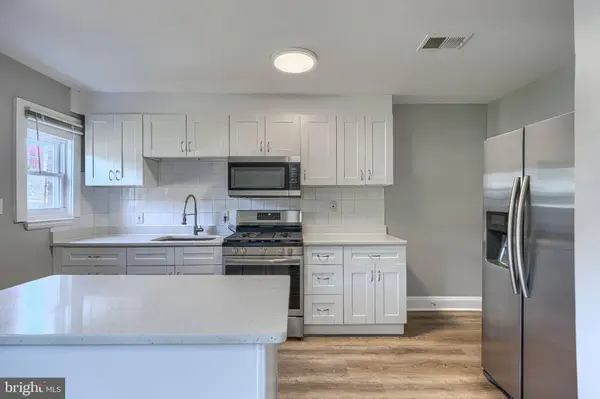 2013 DUNDALK AVE, Baltimore, MD 21222
