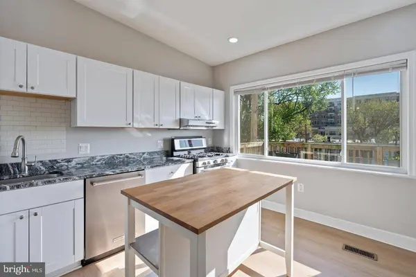 3819 ROLAND AVE, Baltimore, MD 21211