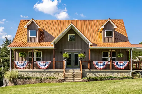 548 Horseshoe Bend Ln, Elmwood, TN 38560