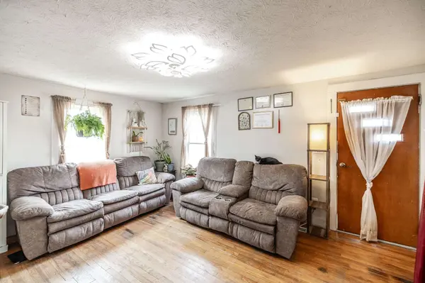 302 Edgewood St, Lafayette, TN 37083