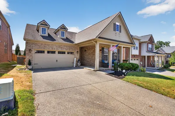 4802 Genoa Dr, Mount Juliet, TN 37122