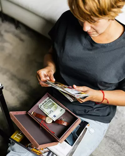 6 Decluttering Questions: Question 3