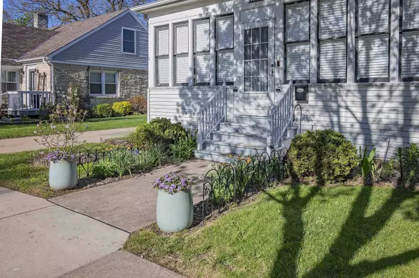 125 S Van Buren Street, Stoughton, WI 53589