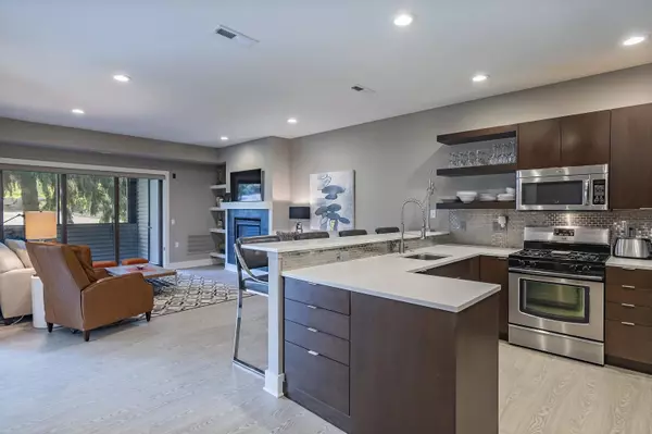 3010 Yarmouth Greenway Drive #105, Fitchburg, WI 53711