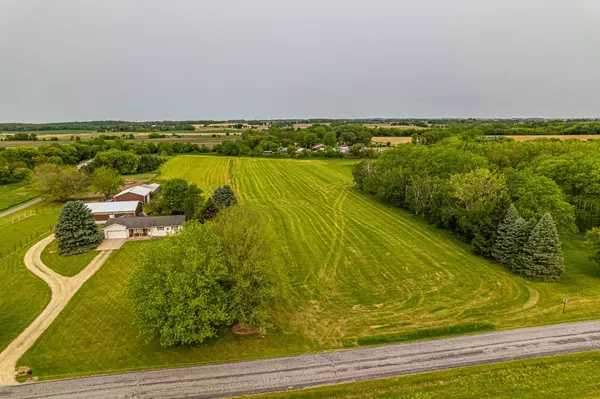 Lot 2 CSM 2879 Oak Park Road, Marshall, WI 53559