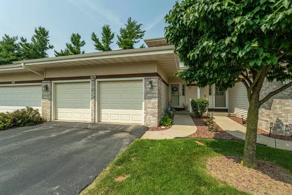 704 Clardell Drive, Sun Prairie, WI 53590