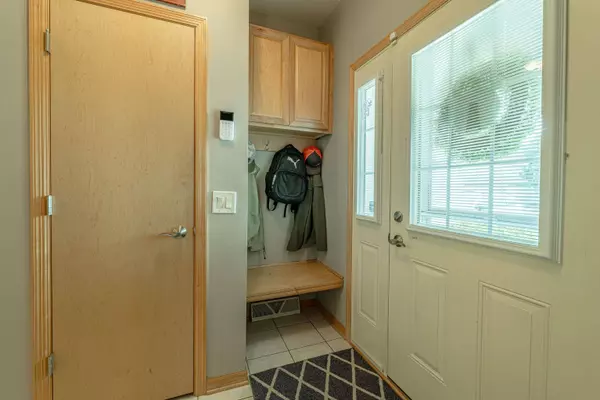 704 Clardell Drive, Sun Prairie, WI 53590