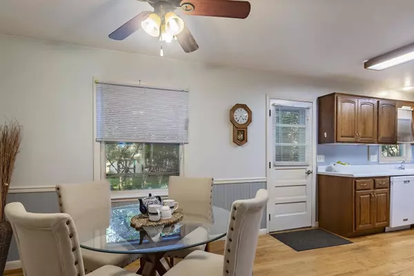 2201 Tawhee Drive, Madison, WI 53711