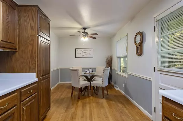 2201 Tawhee Drive, Madison, WI 53711