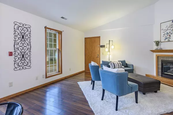 1017 McKenna Boulevard #4, Madison, WI 53719