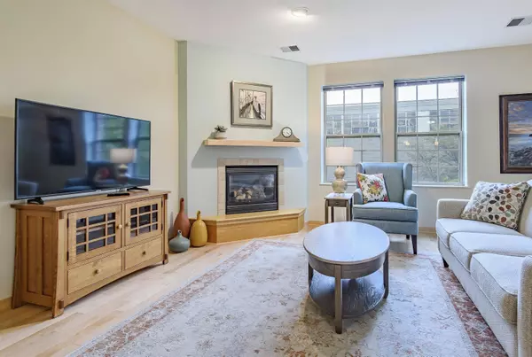 201 E Lane Street #202, Sun Prairie, WI 53590