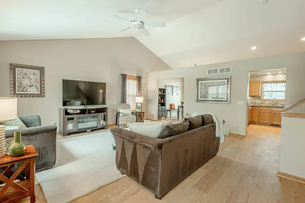 3281 Edmonton Drive, Sun Prairie, WI 53590