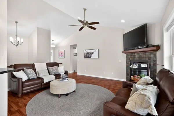 1657 Silverado Drive, Sun Prairie, WI 53590