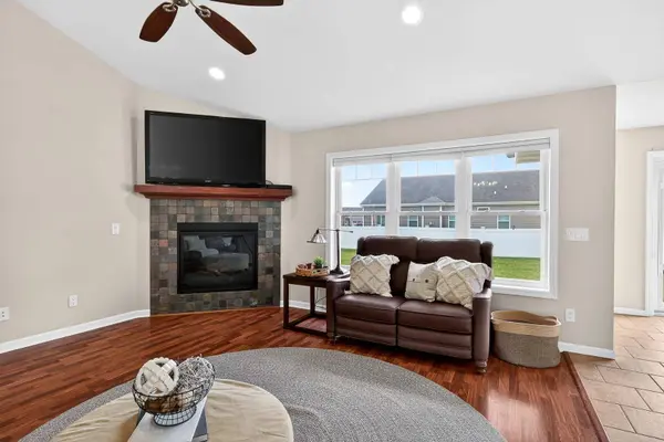 1657 Silverado Drive, Sun Prairie, WI 53590